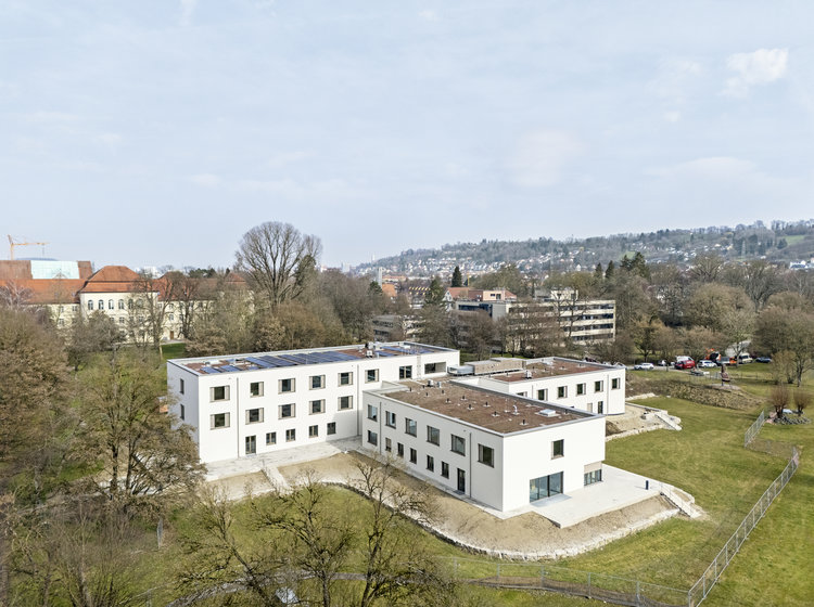 Elektro Kessler Neubau Kinder- und Jugendpsychiatrie ZfP Südwürttemberg Außenansicht Kinder- und Jugendpsychiatrie ZfP Südwürttemberg
