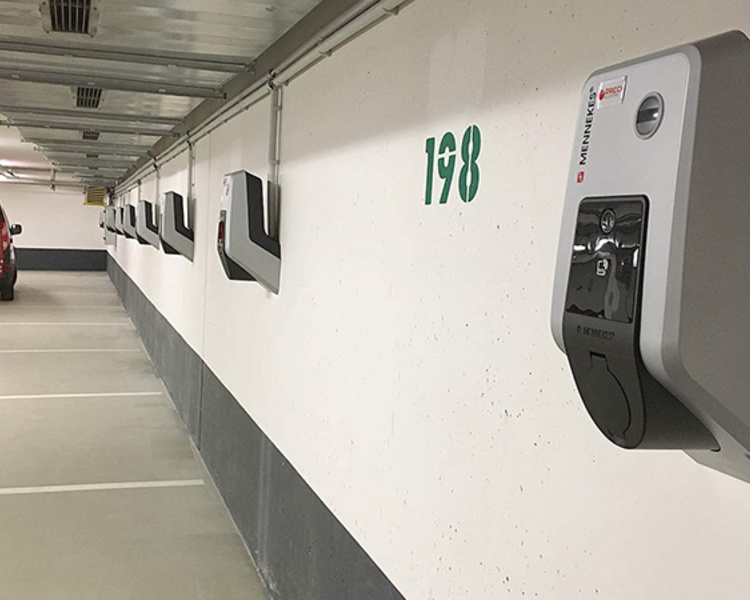 Wallbox von Elektro Kessler in einer Tiefgarage